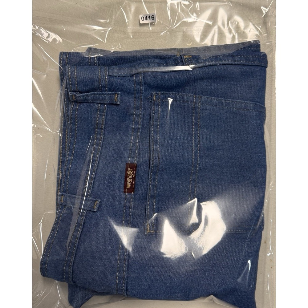 Wrangler Mens 40x29 Regular Fit Blue Denim Jeans Cut Off Raw Hem Made in USA - Picture 9 of 9